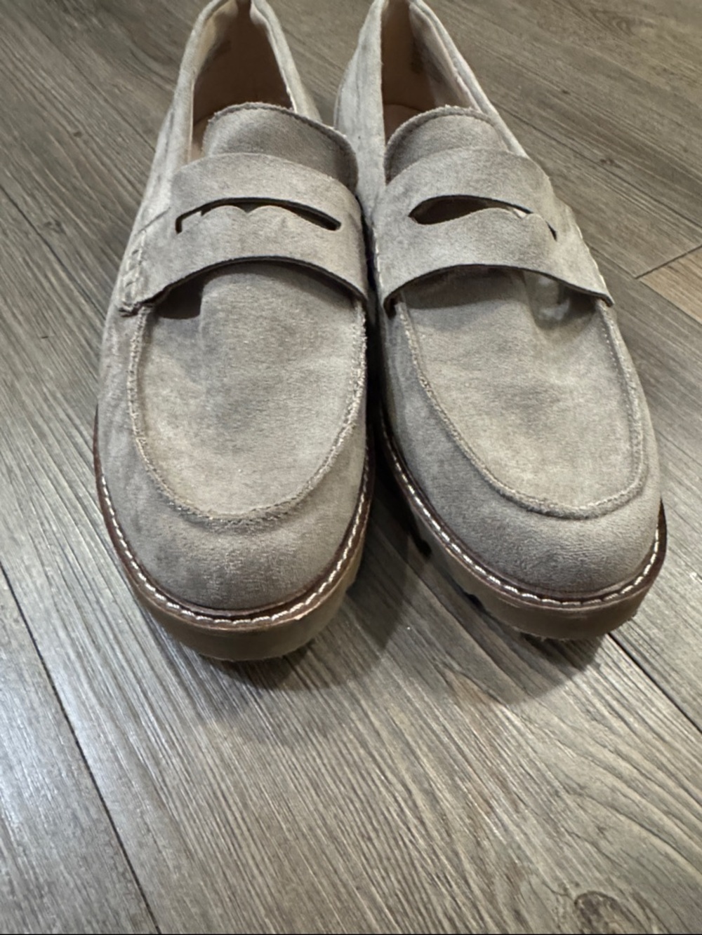 Anne Klein Everly Suede Loafers in Taupe. 9.5. Great Condition! - Picture 4 of 7